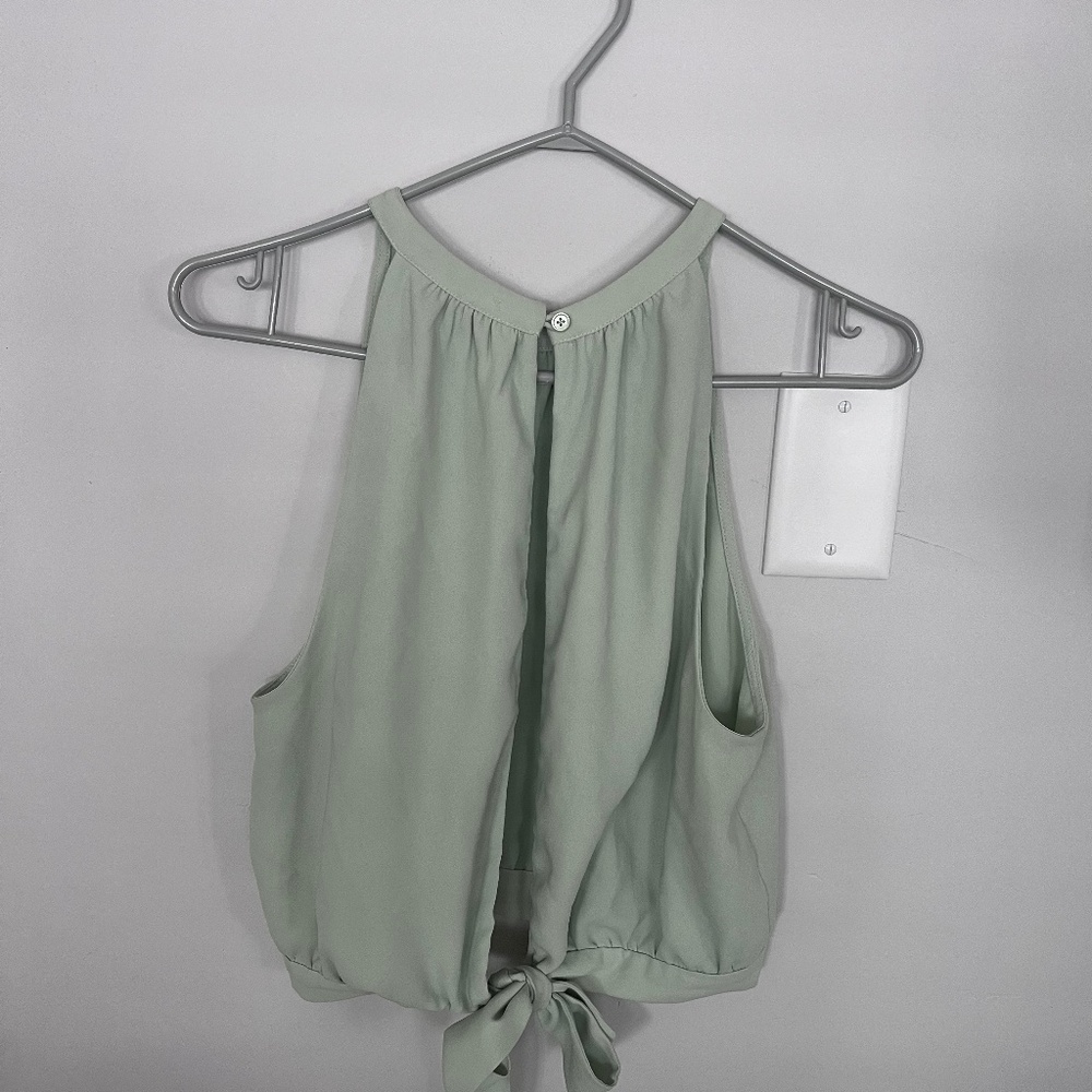 Aritzia wilfred cadence halter tie top size large